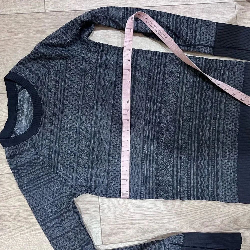 Lululemon Rest Less Pullover - Picture 7 of 7